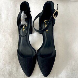 (NEW) Lulus Black Suede Ankle Strap Heels- size 8.5